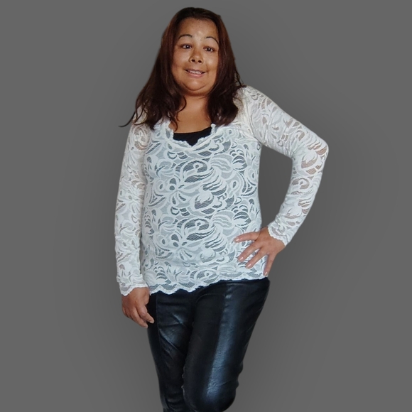 H&M Women's small Petite Elegant White Lace Blouse - Picture 4 of 16